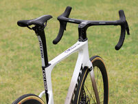 Rower szosowy Accent Cyclone Disc Carbon Ultegra Di2 + ebon - 14